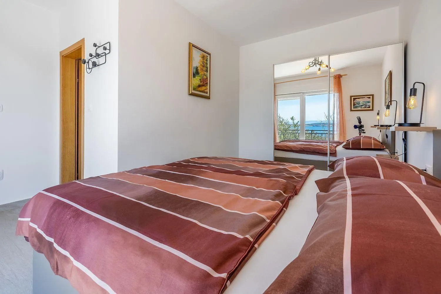 Exquisites Apartment Nur 100 Meter Zum Strand Mit Sauna, Whirlpool, Meerblick Dramalj 0*,  Croatia